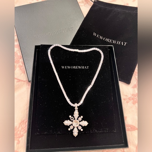 BNIB WeWoreWhat Pave Pendant On Crystal Chain Necklace Silver Plating - Picture 2 of 6